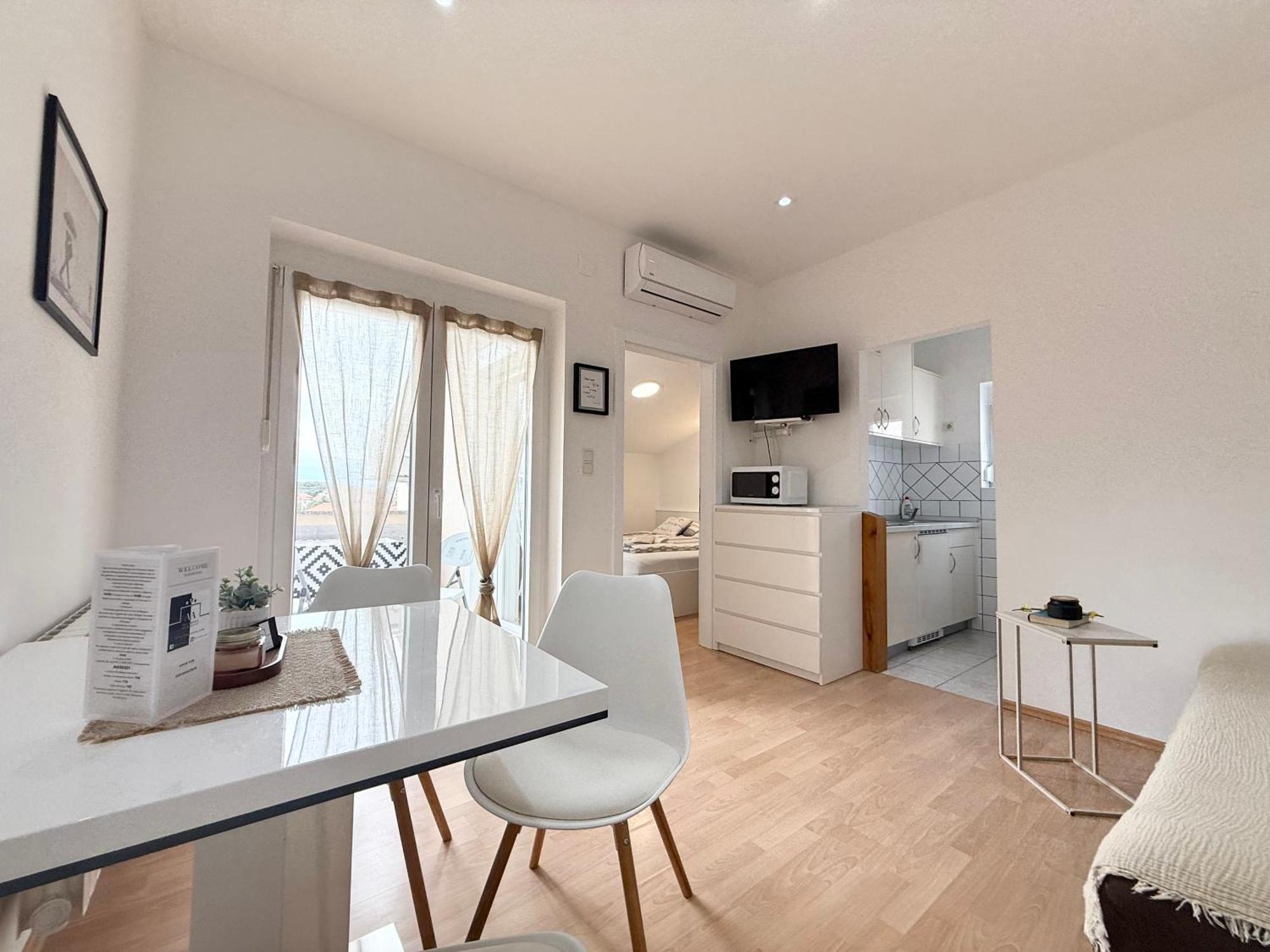 Apartments Antic 1 Пиешчана Увала Екстериор снимка